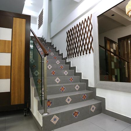 Eco Hotel At Bbcc クアラルンプール エクステリア 写真